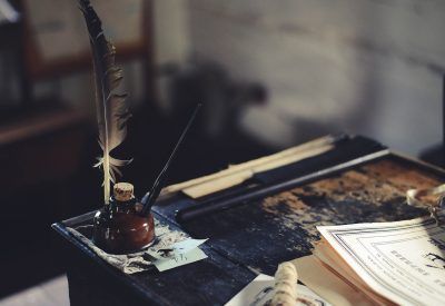 De la escritura en papel al papel de la escritura