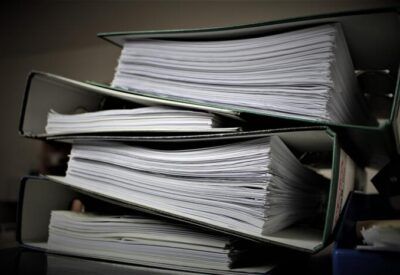 Los achaques de la burocracia escolar: vuelva usted mañana