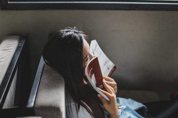 Bulos e ‘influencers’ a través de la lectura: una propuesta didáctica
