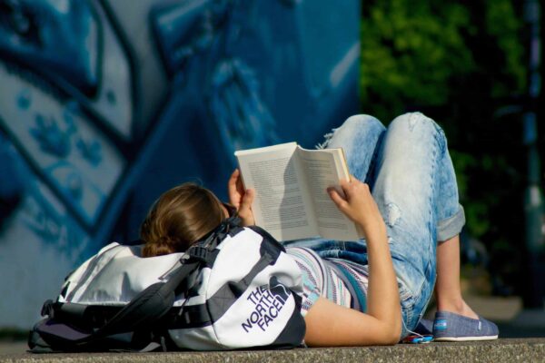 La competencia lectora: leer para pensar y habitar el mundo
