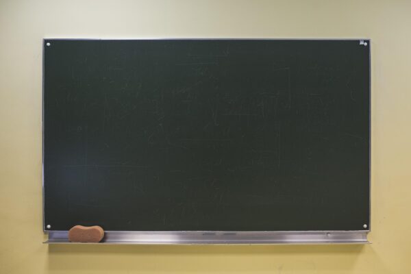 Lo que el máster del profesorado sí enseña (y lo que no puede enseñar)